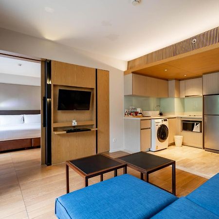 Arcadia Suites Bangkok Exterior photo